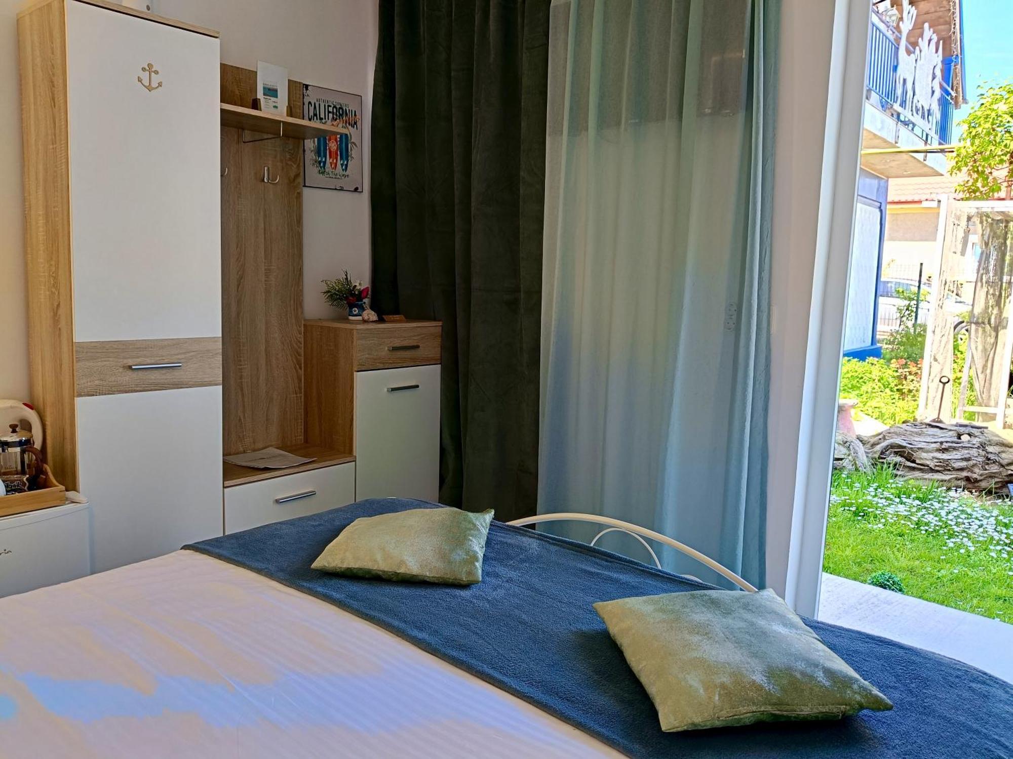 Casa Babica Guesthouse Costinești Kültér fotó