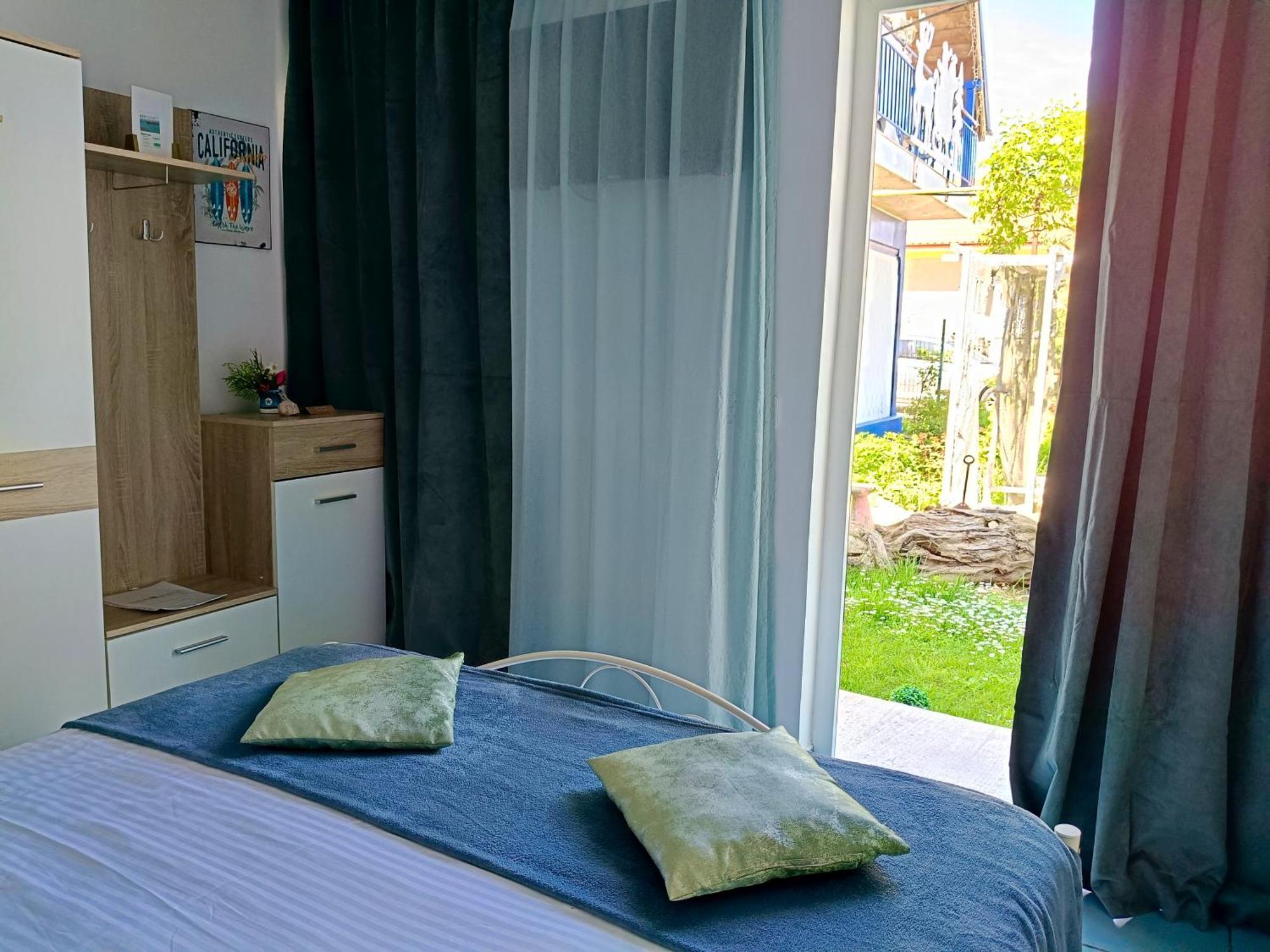 Casa Babica Guesthouse Costinești Kültér fotó